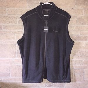 Zip up fleece vest new
